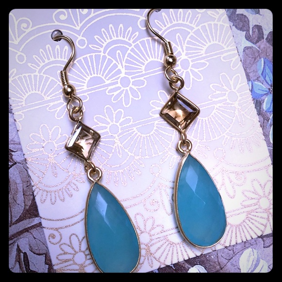 Priya Earrings